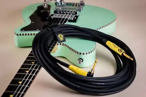AT-Armor-Gold-cables-352
